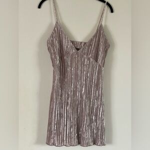 Honey Belle Strapless Pleated Dress in Mauve